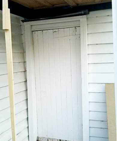 new frame in kitchen door
