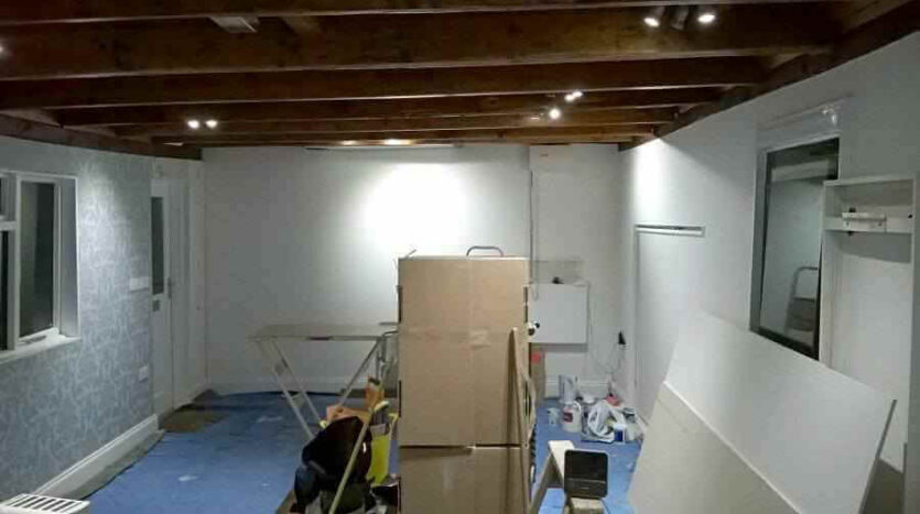 new lights fitted with 5W led daylight 45 degree 6500 lumen GU10 bulbs