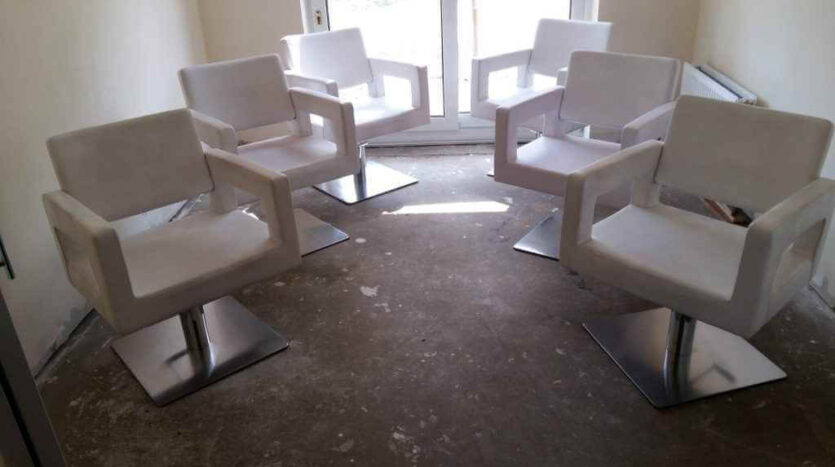 restore the fabric colour on a leather or vinyl chair 1
