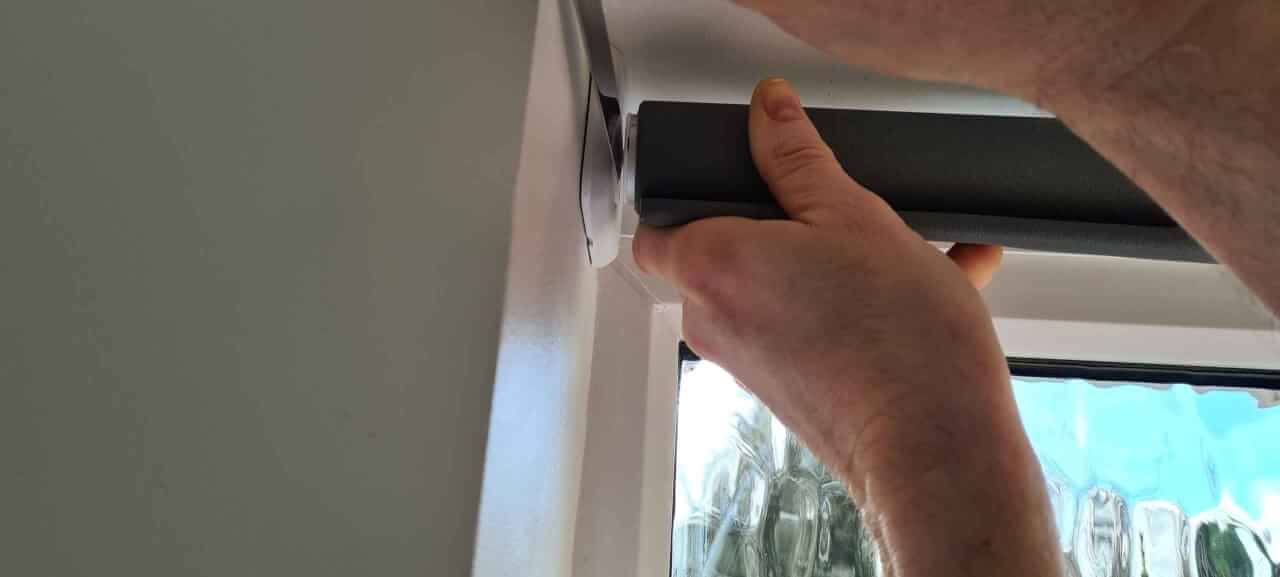 Fitting the roller blind end plug spring loaded pin end stopper