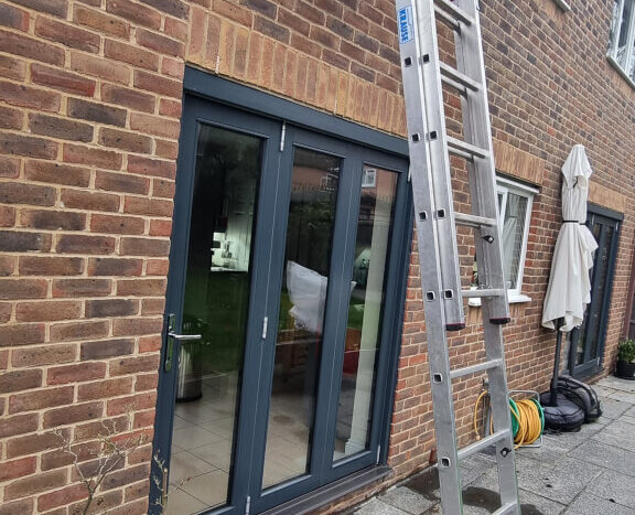 Extension Ladder with Stabiliser and Stand Off